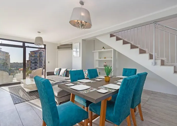 Resort Style Penthouse - Backup Power