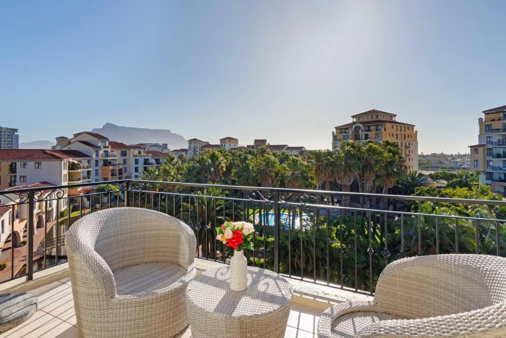 Style Penthouse - Backup Power Apartment *